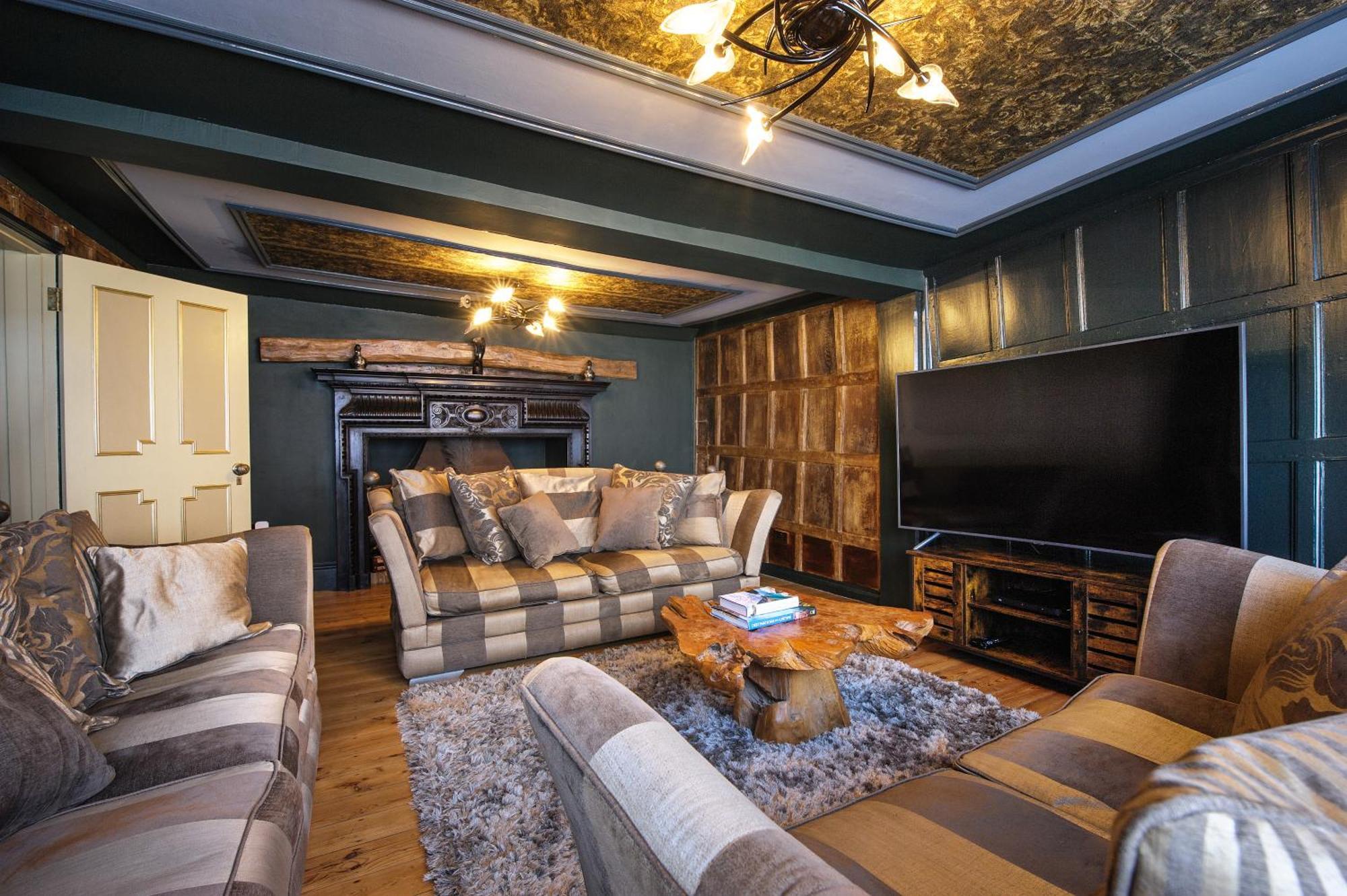 Huge Deluxe 600 Year Old Essex Manor, Hot Tub, Cinema Room, Sky Tv Saffron Walden Exteriör bild
