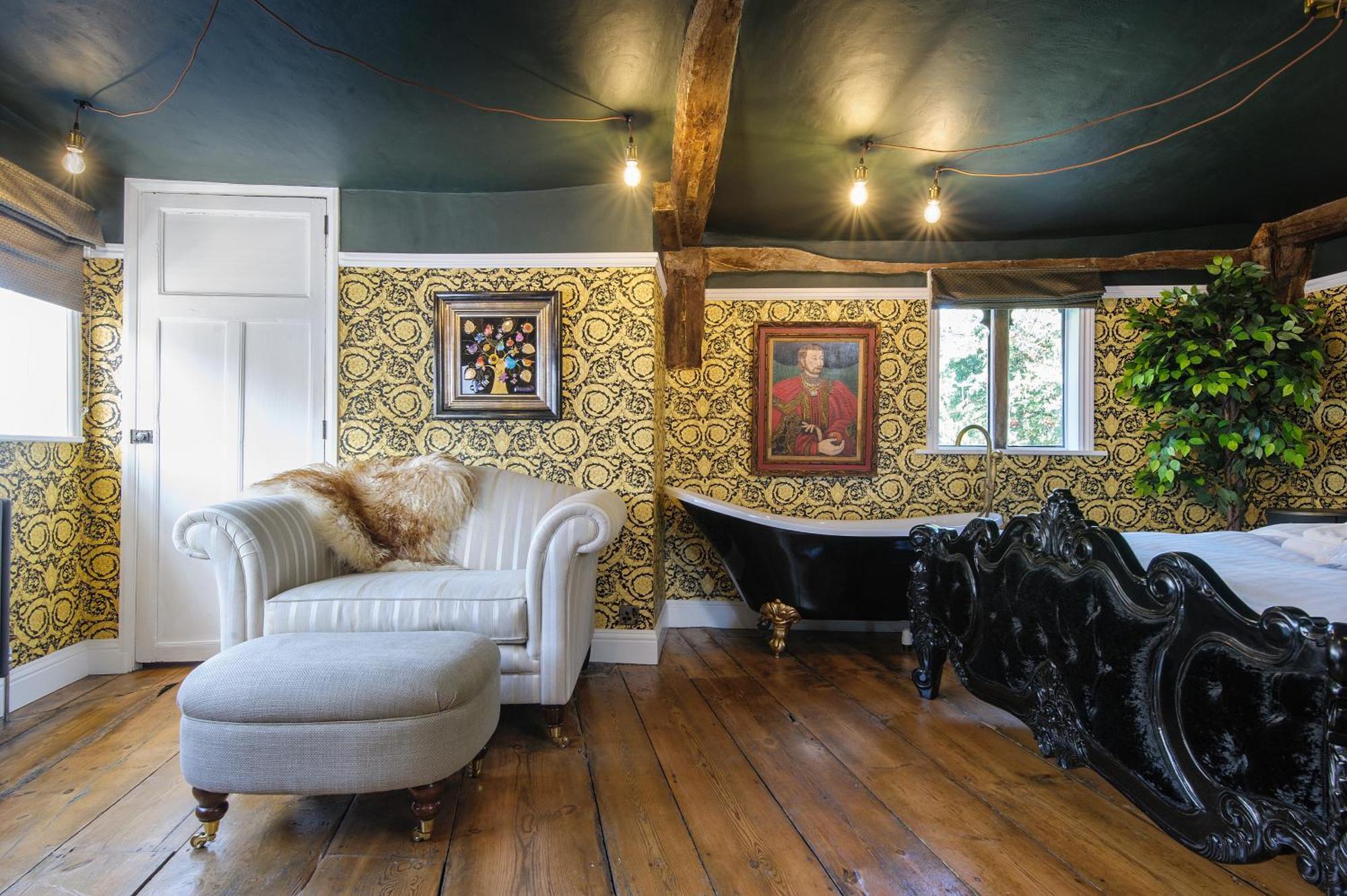 Huge Deluxe 600 Year Old Essex Manor, Hot Tub, Cinema Room, Sky Tv Saffron Walden Exteriör bild