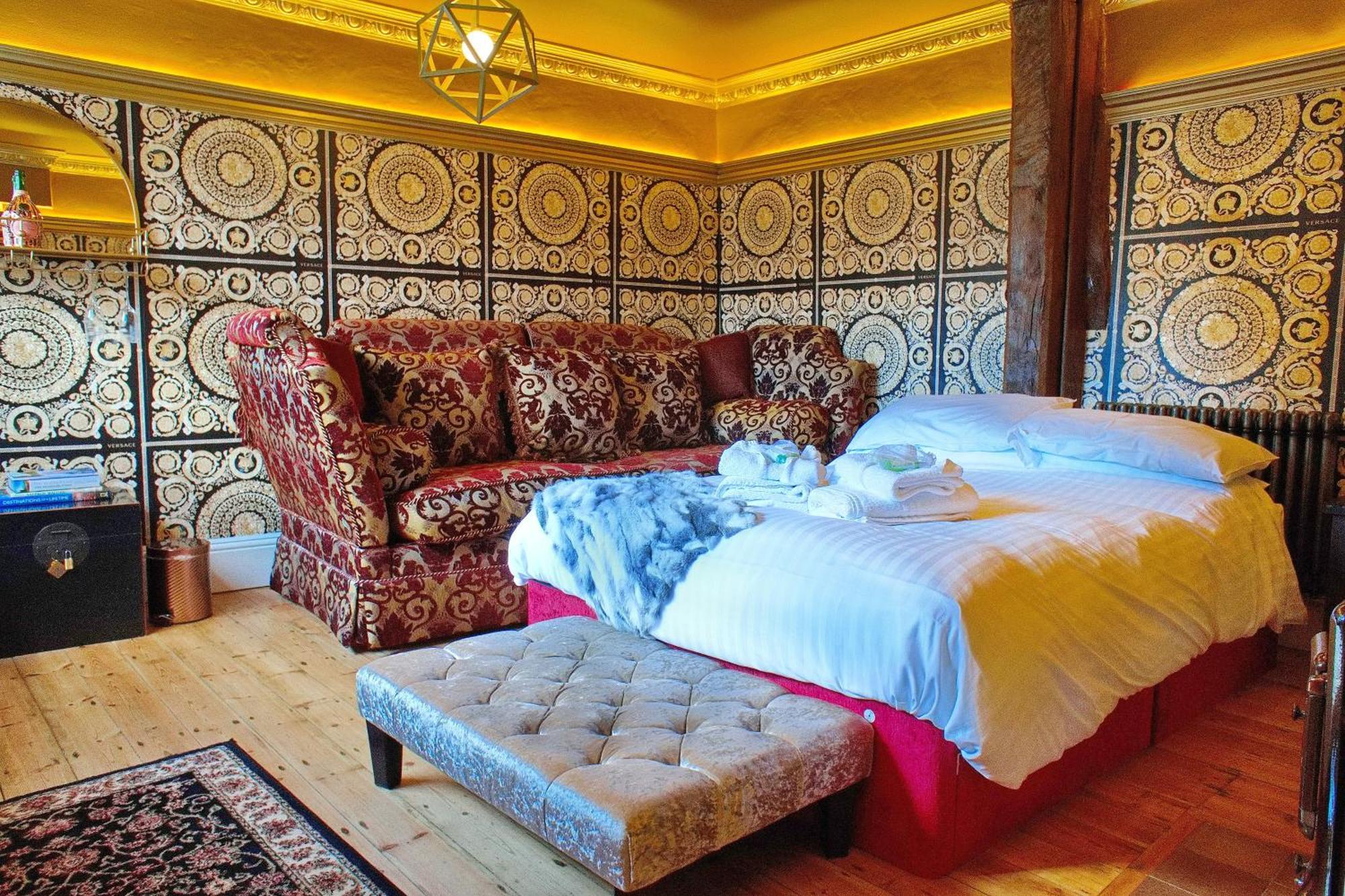 Huge Deluxe 600 Year Old Essex Manor, Hot Tub, Cinema Room, Sky Tv Saffron Walden Exteriör bild