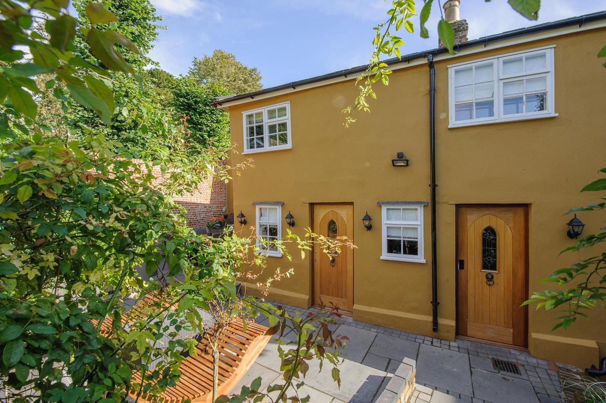 Huge Deluxe 600 Year Old Essex Manor, Hot Tub, Cinema Room, Sky Tv Saffron Walden Exteriör bild