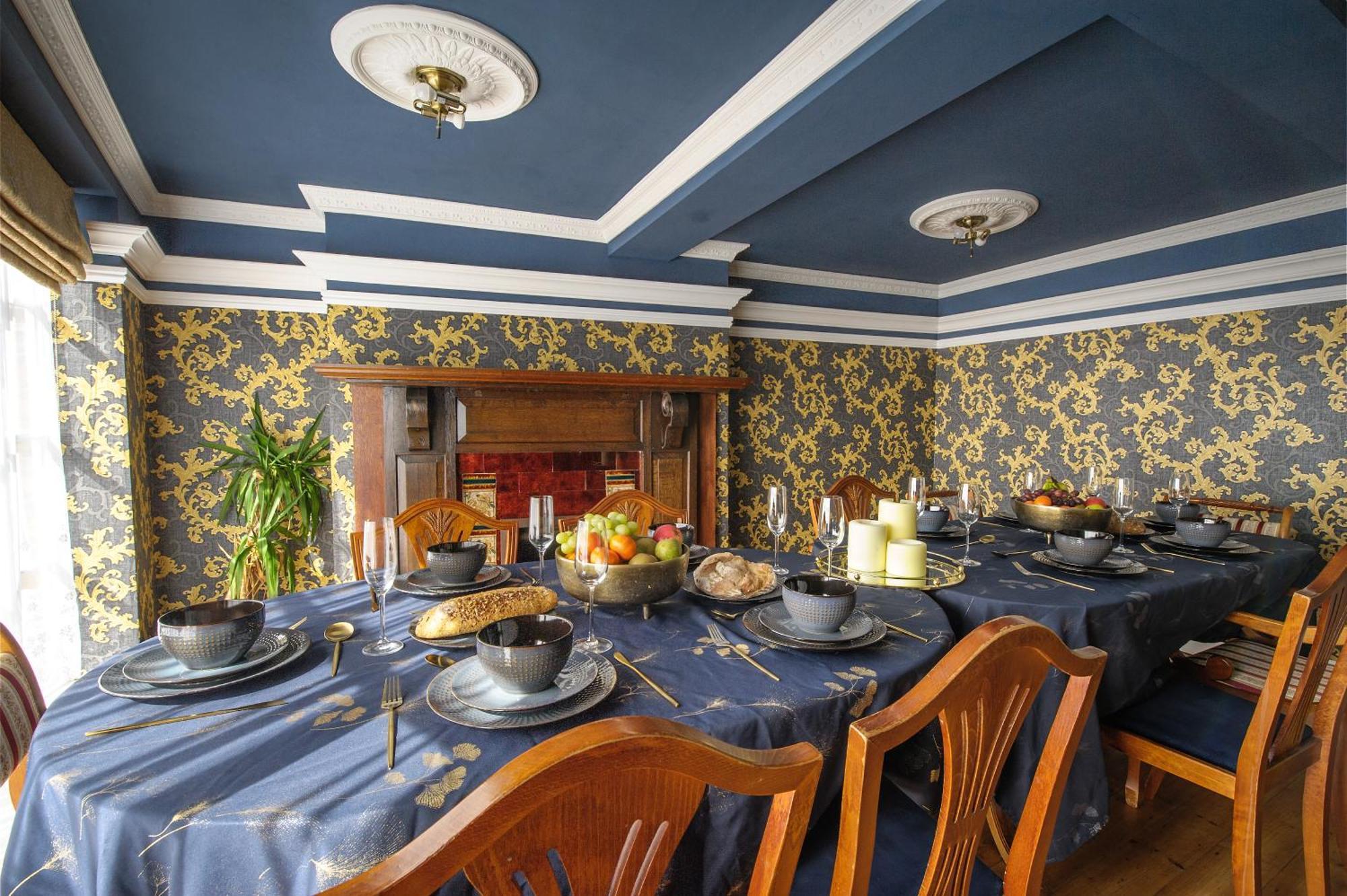 Huge Deluxe 600 Year Old Essex Manor, Hot Tub, Cinema Room, Sky Tv Saffron Walden Exteriör bild